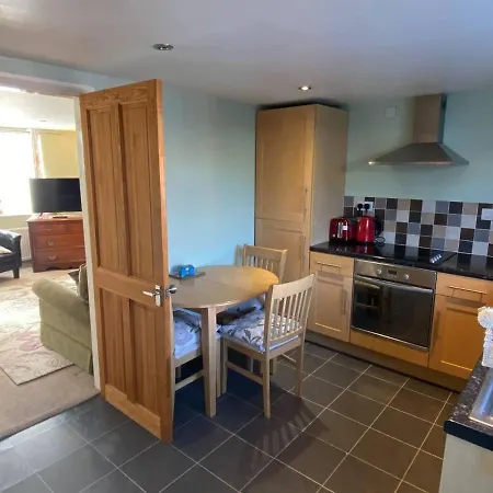 3 Bed - Sleeps 5 - Wifi - Pets - Parking * Scarborough
